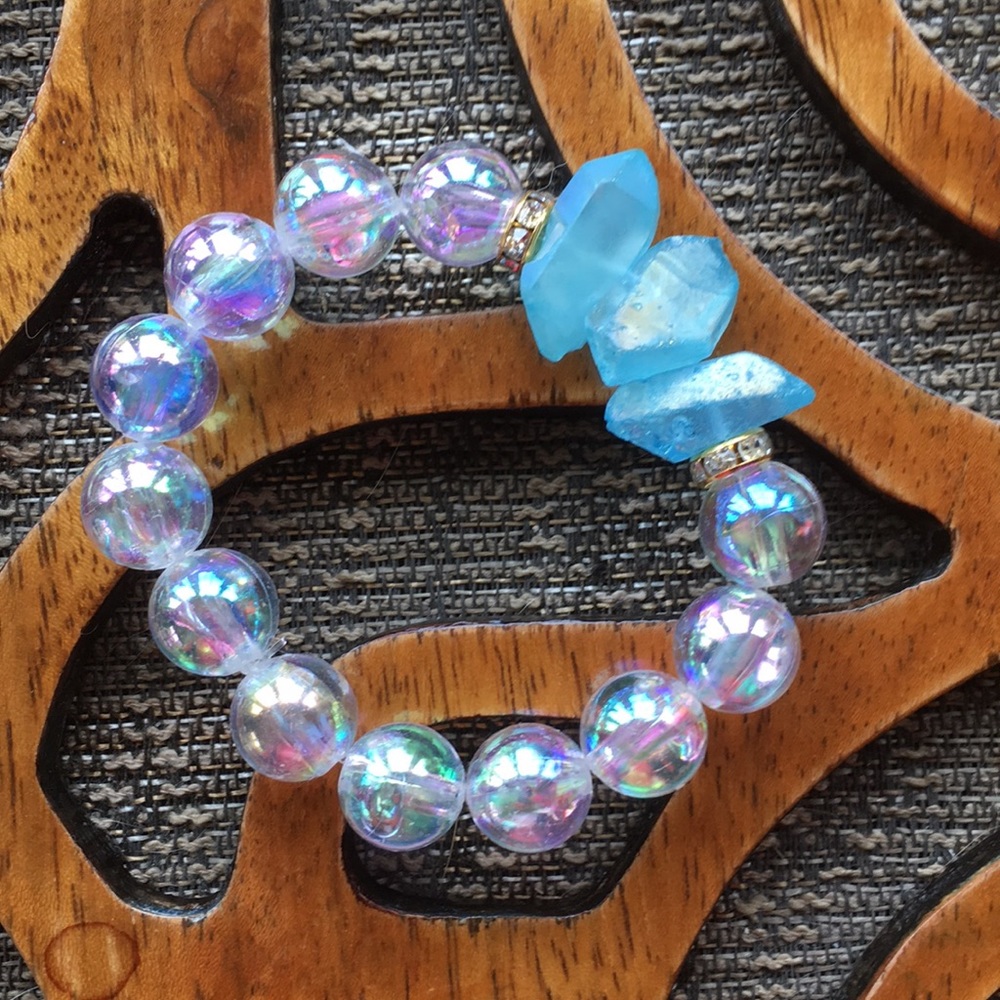 Bubbles and Blue Aura Quartz Stretch Bracelet